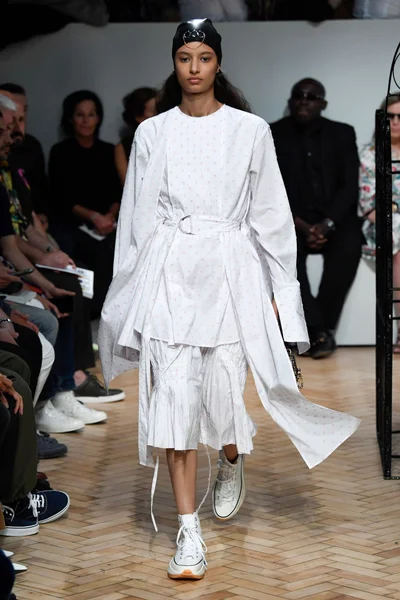 Look 42